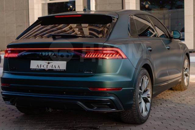 Audi.   