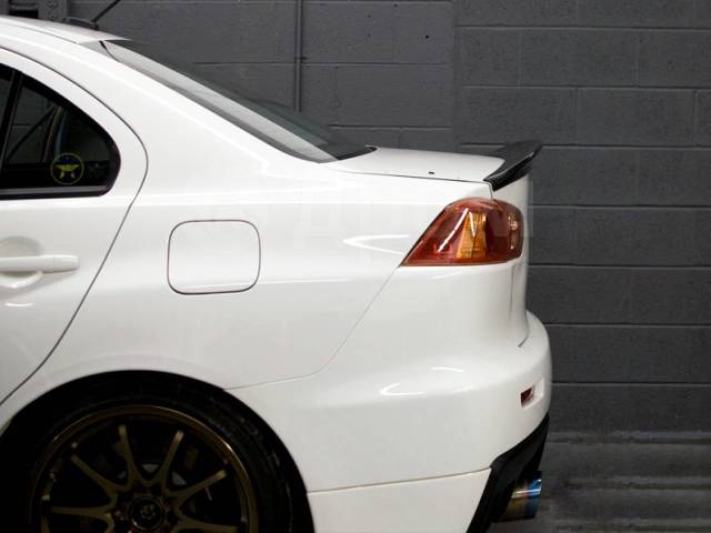  DuckTail  Mitsubishi Lancer X  ( )  