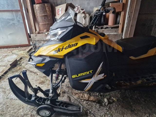 BRP Ski-Doo Summit X. ,  ,   