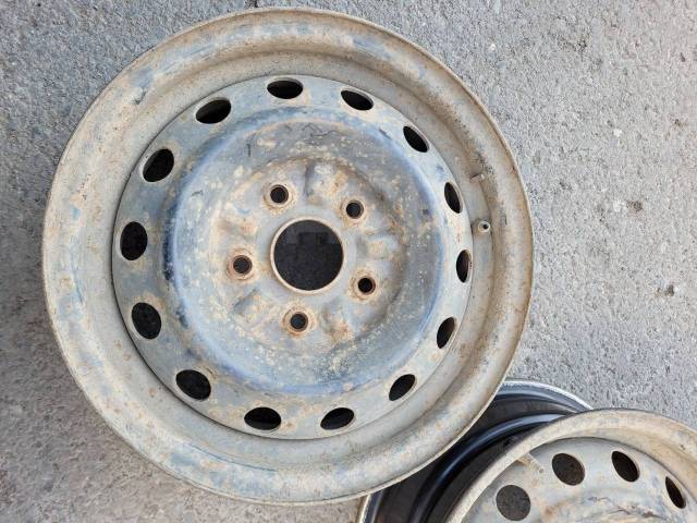 Две штамповки 15, штампованные, 15", 1 шт, Ширина диска 6.0" Вылет (ET ...