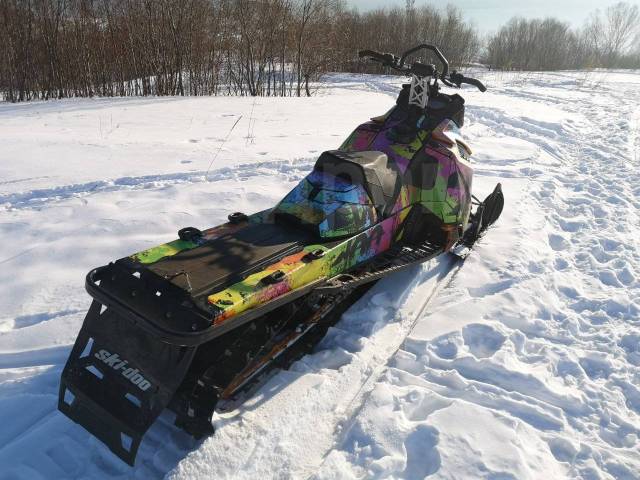 BRP Ski-Doo Summit. ,  ,   