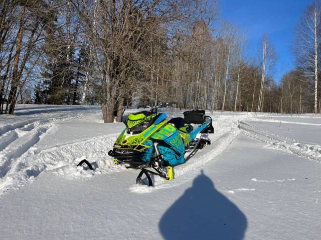 BRP Ski-Doo Summit SP. ,  ,   