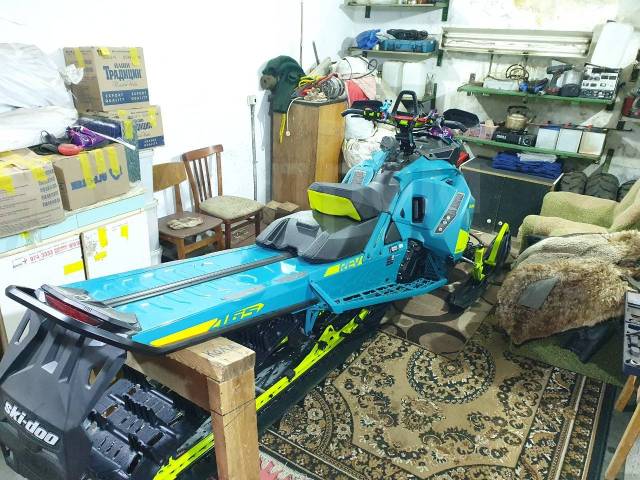 BRP Ski-Doo Summit X. ,  ,   