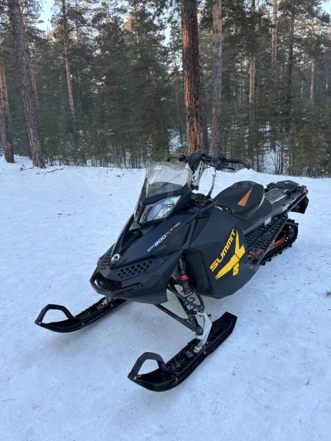 BRP Ski-Doo Summit. ,  ,   