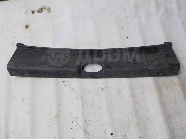 Купить Накладка задней панели ВАЗ Granta [11185602016] в Перми по цене ...