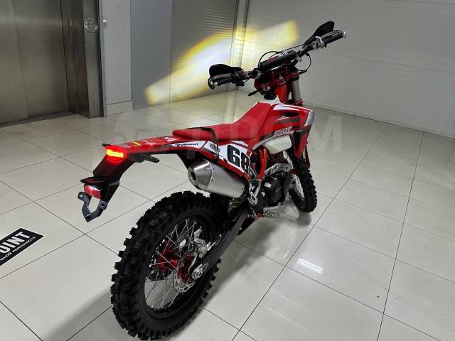 Regulmoto Holeshot. 300. ., , ,   