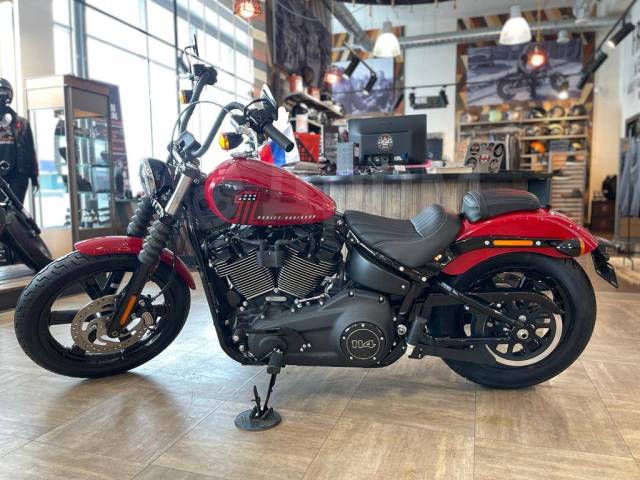 Street Bob 114