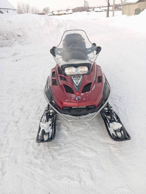 BRP Ski-Doo Expedition TUV. ,  ,   