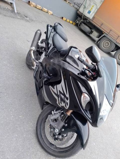 Suzuki GSX 1300R Hayabusa. 1 300. ., , ,   