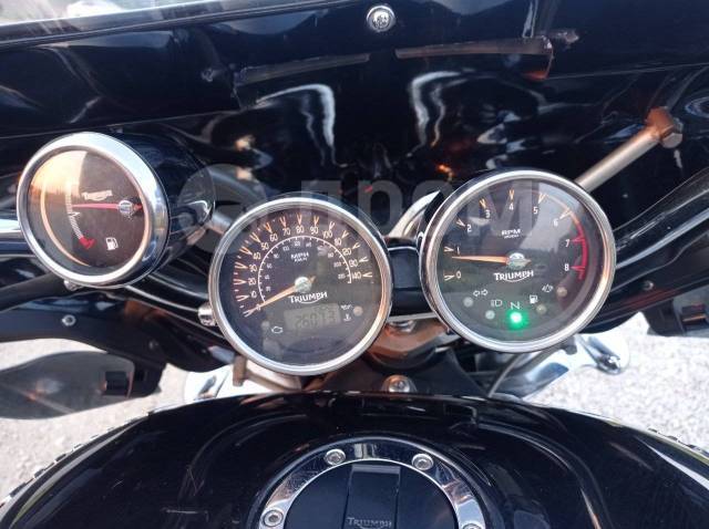 Triumph Rocket III. 2 300. ., , ,   