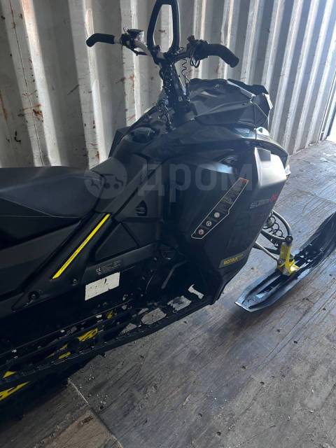 BRP Ski-Doo Summit X. ,  ,   