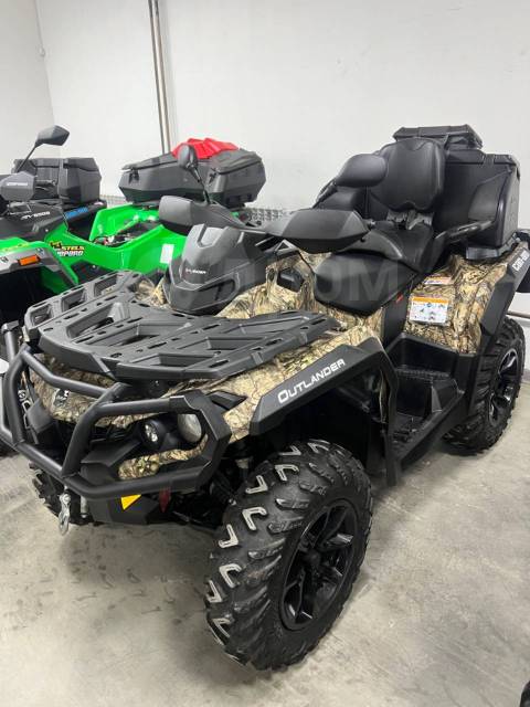 BRP Can-Am Outlander 650 XT. ,  \,   