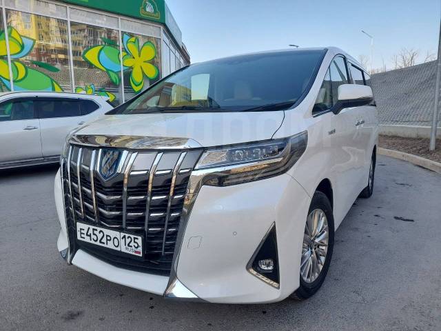 Toyota Alphard Executive Lounge