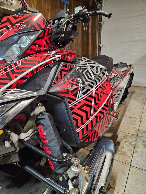 BRP Ski-Doo MXZ Renegade. ,  ,   