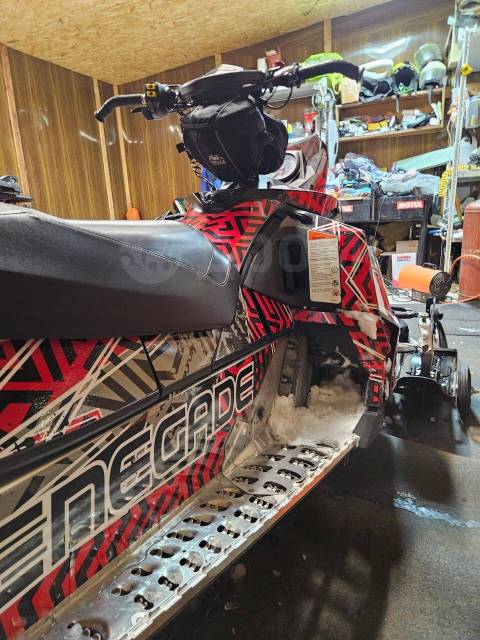 BRP Ski-Doo MXZ Renegade. ,  ,   