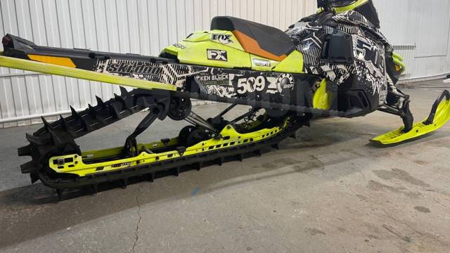 BRP Ski-Doo Summit. ,  ,   