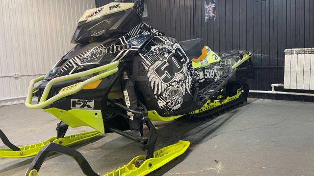 BRP Ski-Doo Summit. ,  ,   