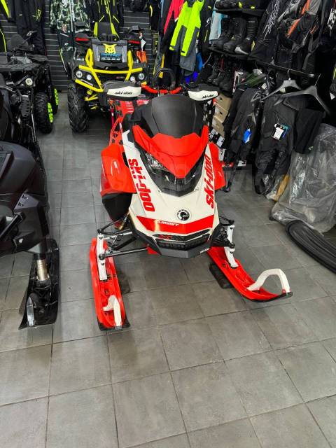 BRP Ski-Doo Summit. ,  ,   