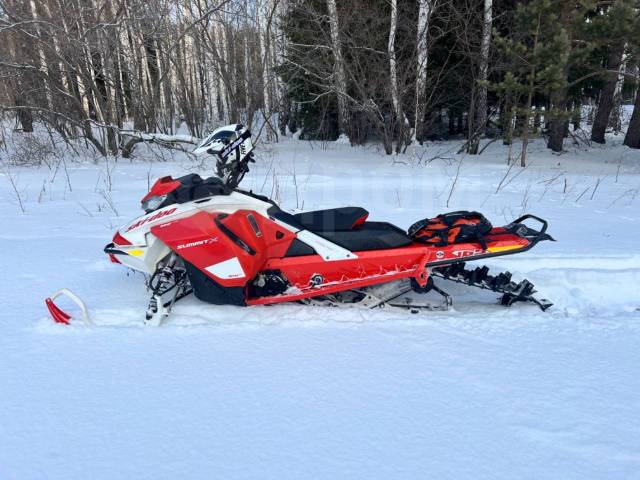 BRP Ski-Doo Summit X with Expert Package. ,  ,   