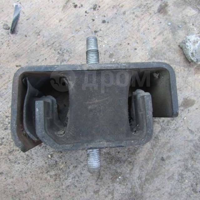 Купить Подушка двс Daihatsu Hijet S331V KF, передняя левая во ...