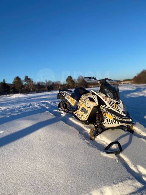 BRP Ski-Doo Summit Freeride. ,  ,   