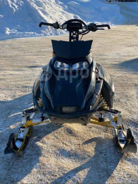 BRP Ski-Doo Summit. ,  ,   