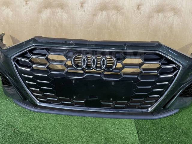 Передний бампер Audi A3 8Y 2020-2023 В сборе с решеткой