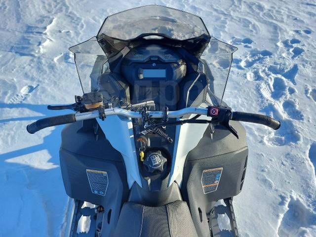 BRP Ski-Doo Skandic Sport. ,  ,   