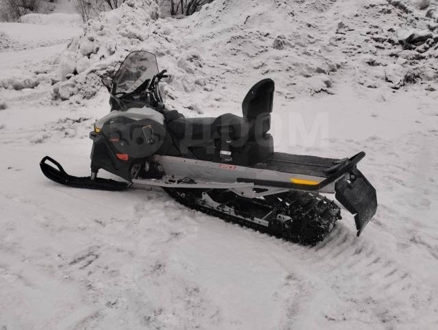 BRP Ski-Doo Skandic Sport. ,  ,   