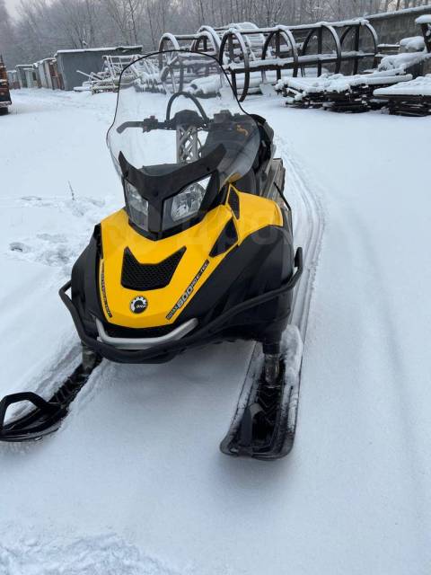 BRP Ski-Doo Skandic SWT. ,  ,   