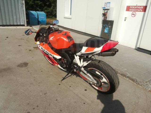 Honda CBR 1000RR Fireblade. 1 000. ., , ,   