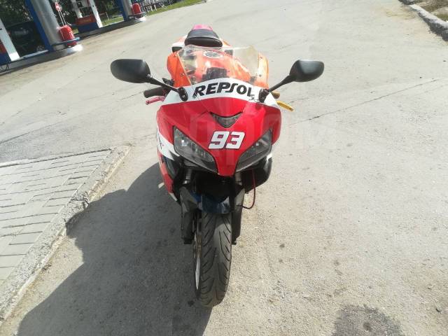 Honda CBR 1000RR Fireblade. 1 000. ., , ,   