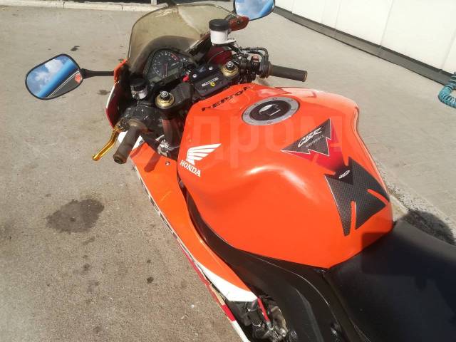 Honda CBR 1000RR Fireblade. 1 000. ., , ,   