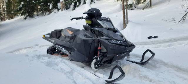 BRP Ski-Doo Summit. ,  ,   