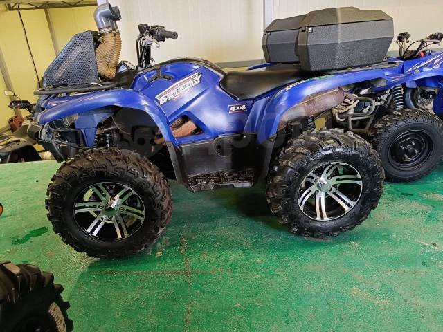 Yamaha Grizzly 700. ,  \,   