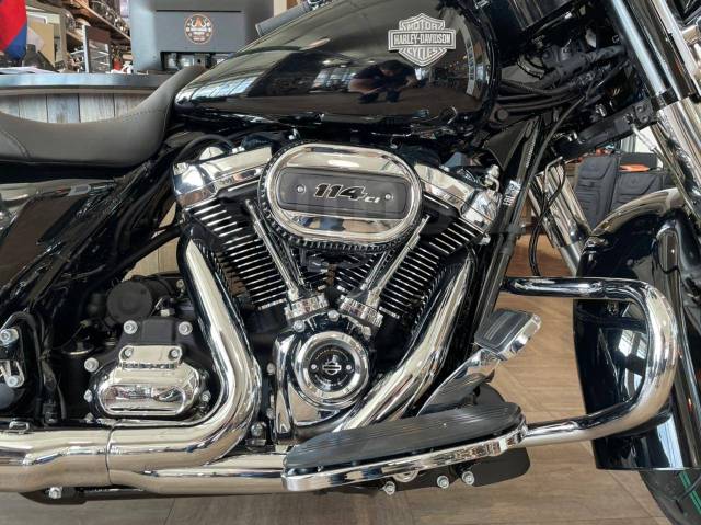 Harley-Davidson Street Glide Special FLHXS. 1 868. ., , ,   