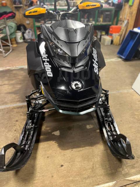 Ski Doo Summit 850