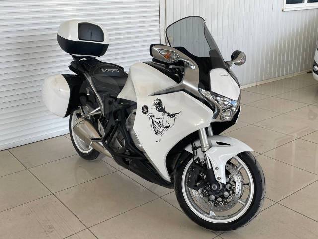 Honda VFR 1200F. 1 200. ., , ,   