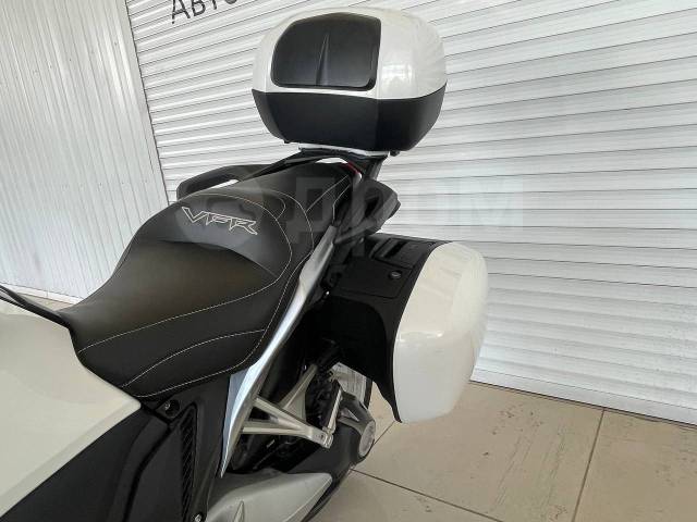 Honda VFR 1200F. 1 200. ., , ,   