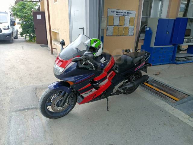 Honda CBR 1000F Hurricane. 1 000. ., , ,   