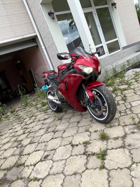 Honda CBR 1000RR Fireblade. 999. ., , ,   