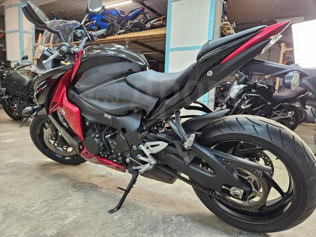 Suzuki GSX S1000F. 1 000. ., , ,  .     