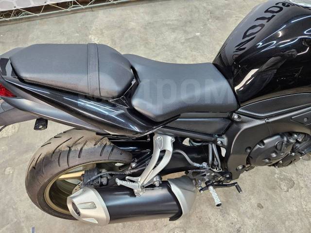 Yamaha FZ1-N. 1 000. ., ,  .     