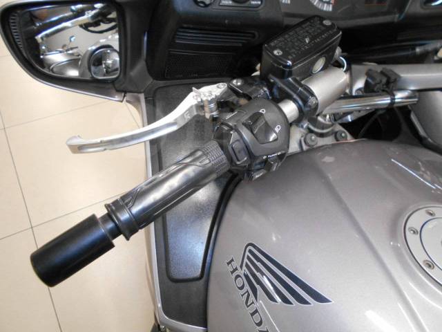 Honda ST 1300. 1 300. ., , ,   