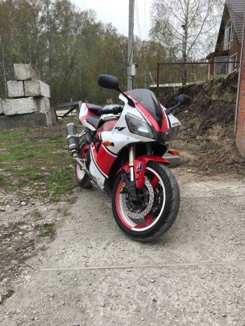 Yamaha YZF-R1. 1 000. ., , ,   