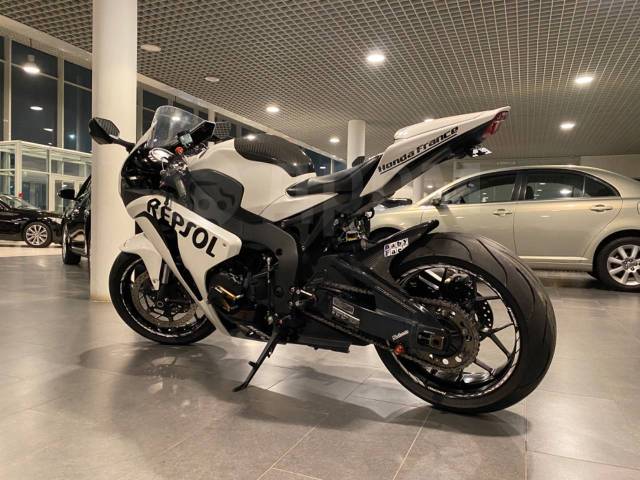 Honda CBR 1000RR Fireblade. 999. ., , ,   