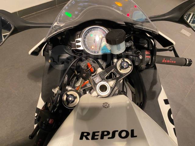 Honda CBR 1000RR Fireblade. 999. ., , ,   