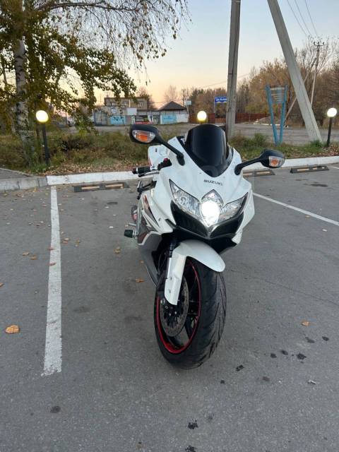 Suzuki GSX-R 750. 750. ., , ,   