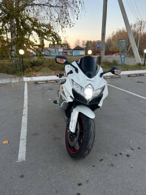 Suzuki GSX-R 750. 750. ., , ,   