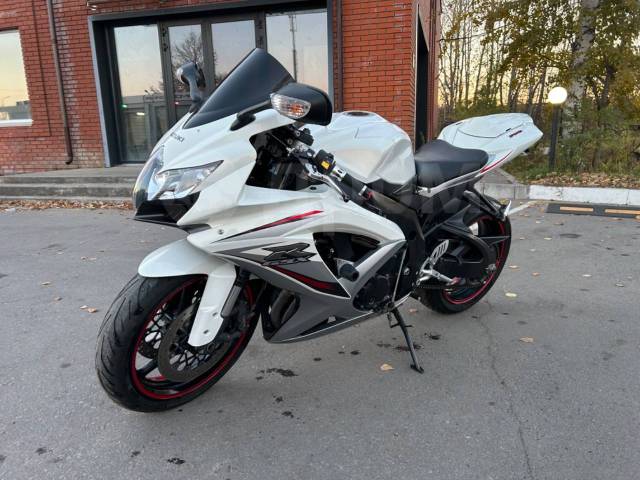 Suzuki GSX-R 750. 750. ., , ,   